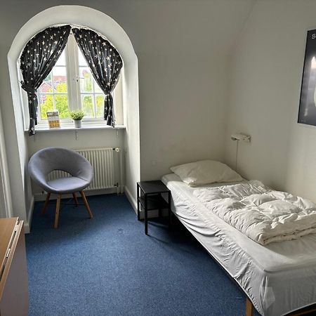 Danhostel Odense City Экстерьер фото A room at the Internationales Haus