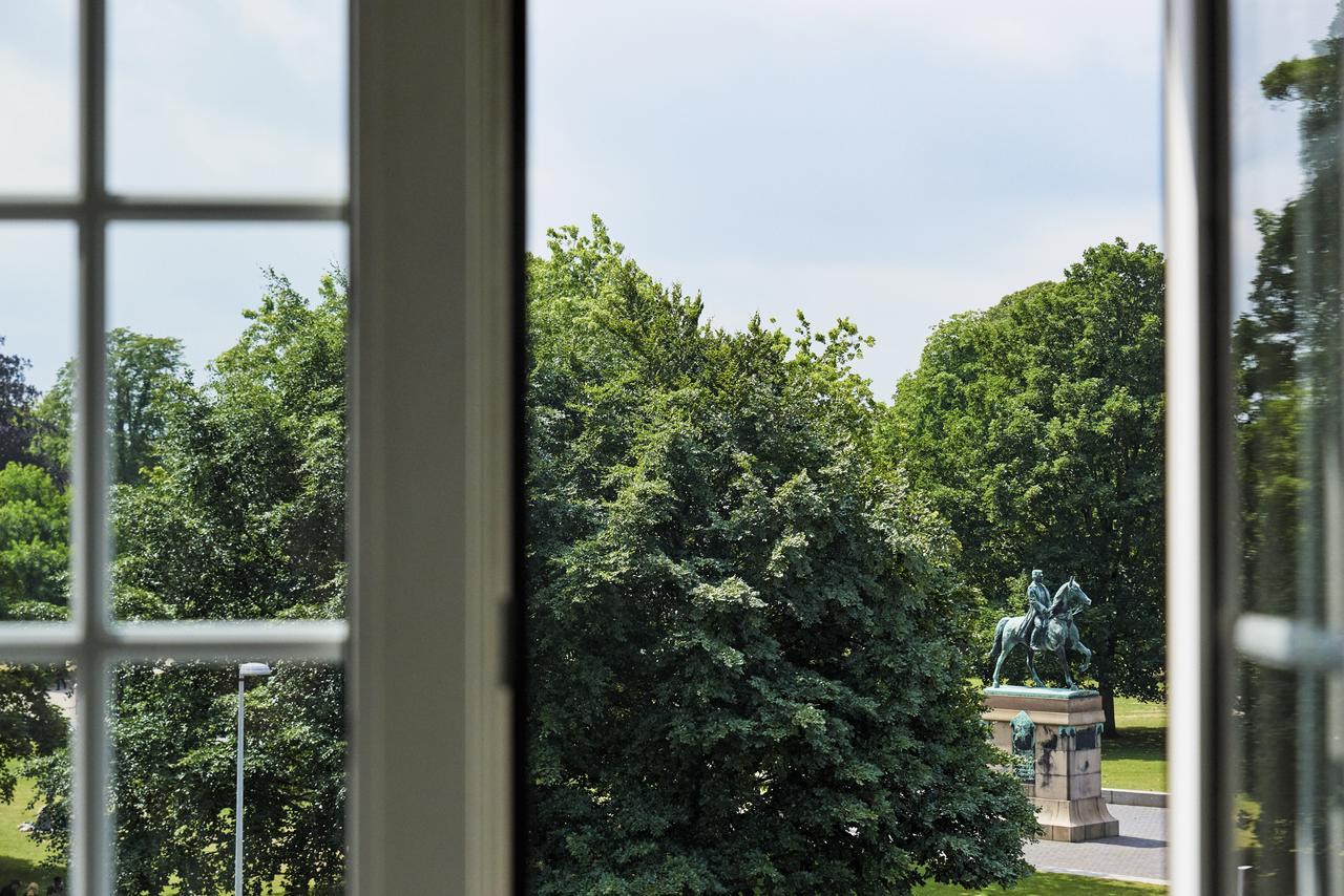 Danhostel Odense City Экстерьер фото View of the gardens from the window of the house